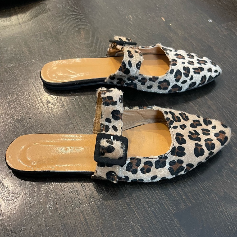 Leopard Flats - Picture 4 of 15